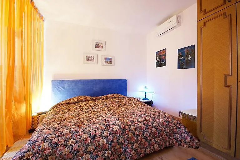 Apartments Slavica 1356 Pjescana Uvala Croatia