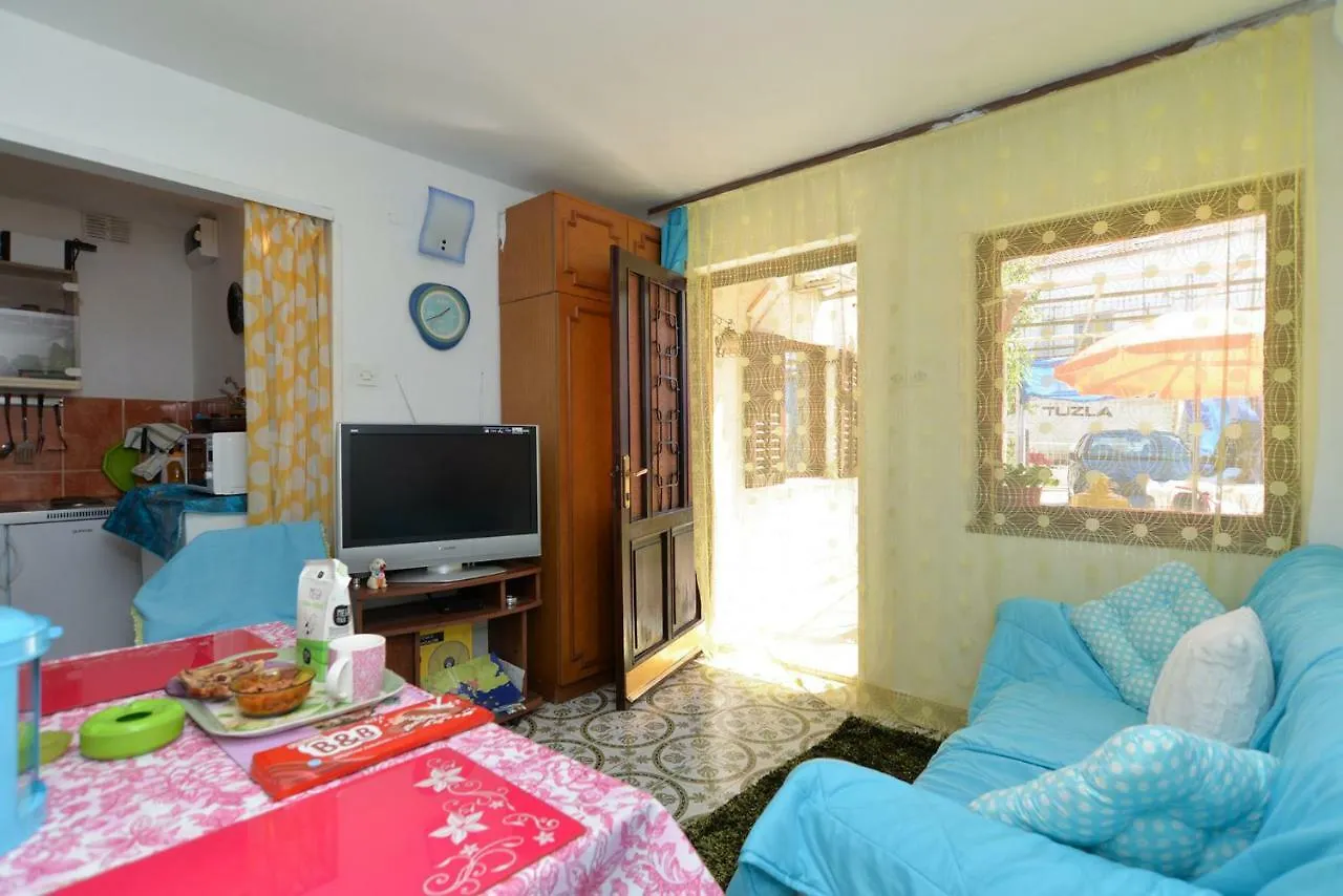 Apartments Slavica 1356 Pjescana Uvala