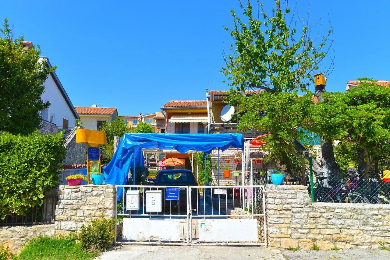 Apartments Slavica 1356 Pjescana Uvala